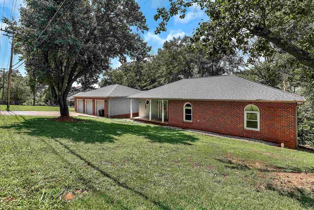 118 Old Saluda Dam Road, Greenville, SC 29611