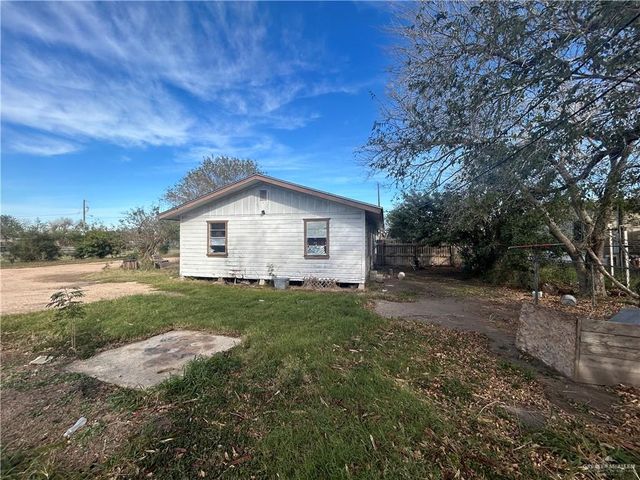 308 E Ricky Crossland Avenue, Elsa, TX 78543