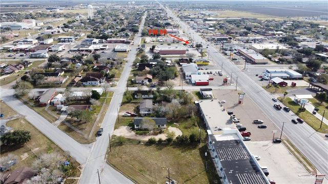 308 E Ricky Crossland Avenue, Elsa, TX 78543