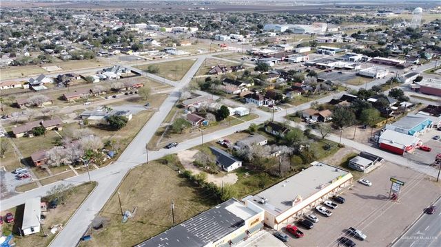 308 E Ricky Crossland Avenue, Elsa, TX 78543