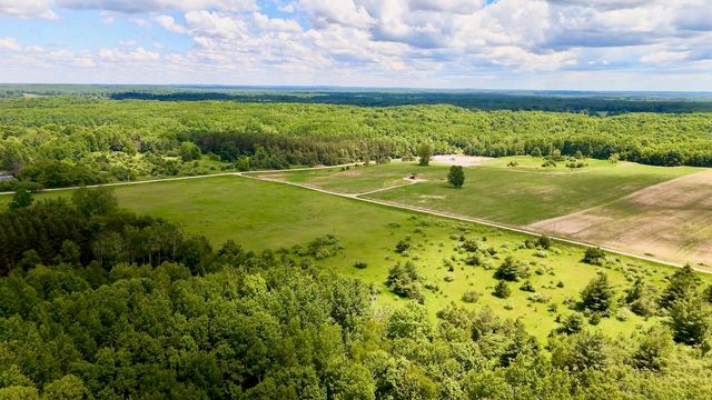 6182 Hamilton Road, Harrison, MI 48625