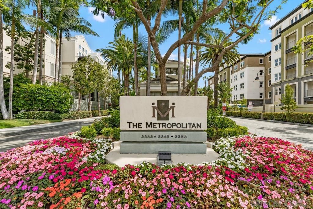 2253 Martin 220, Irvine, CA 92612 — exterior