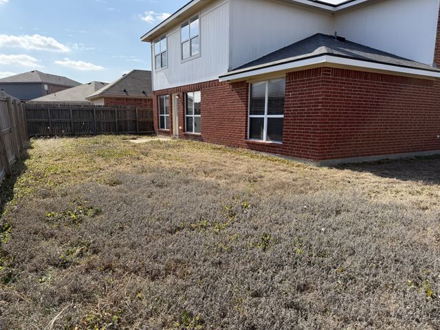 6505 Rienzi Drive, Greenville, TX 75402