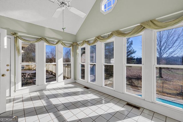 285 Old Farm Road, Fayetteville, GA 30215