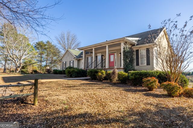 285 Old Farm Road, Fayetteville, GA 30215