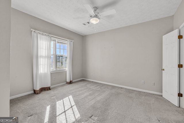 285 Old Farm Road, Fayetteville, GA 30215