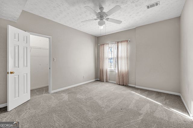 285 Old Farm Road, Fayetteville, GA 30215