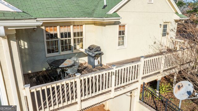 285 Old Farm Road, Fayetteville, GA 30215