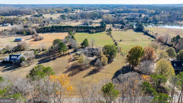 285 Old Farm Road, Fayetteville, GA 30215