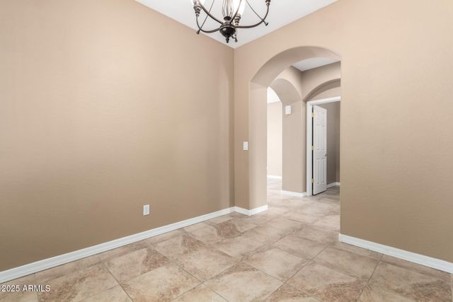 560 E RAINBOW Drive, Chandler, AZ 85249