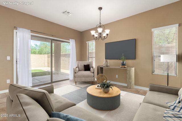 560 E RAINBOW Drive, Chandler, AZ 85249