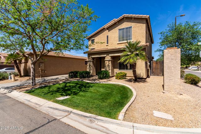 560 E RAINBOW Drive, Chandler, AZ 85249