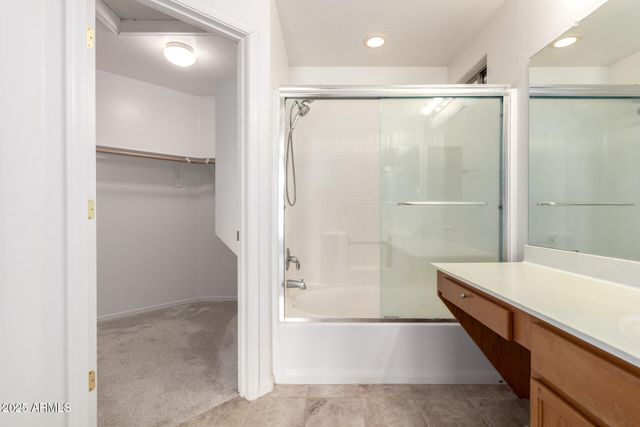 560 E RAINBOW Drive, Chandler, AZ 85249