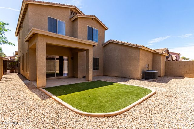 560 E RAINBOW Drive, Chandler, AZ 85249