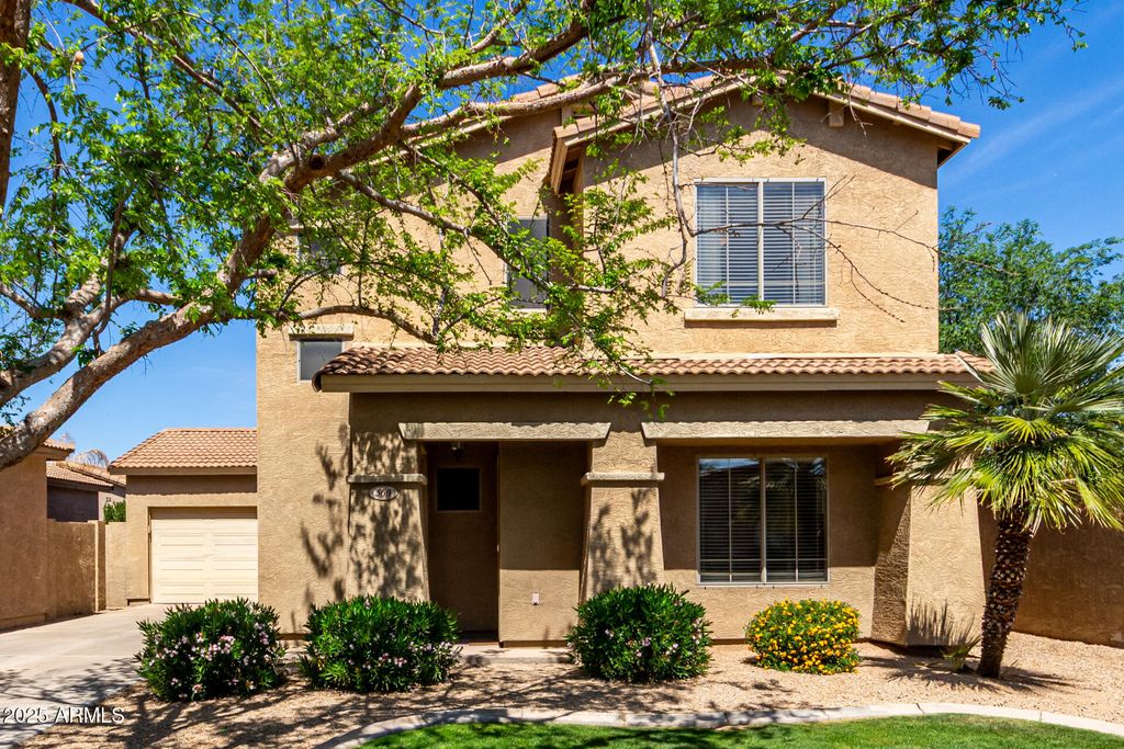 560 E RAINBOW Drive, Chandler, AZ 85249