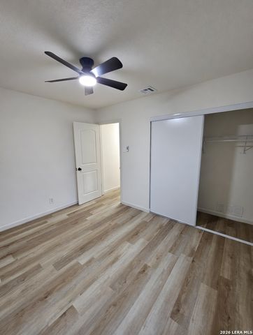 1070 Frost Fire, San Antonio, TX 78245