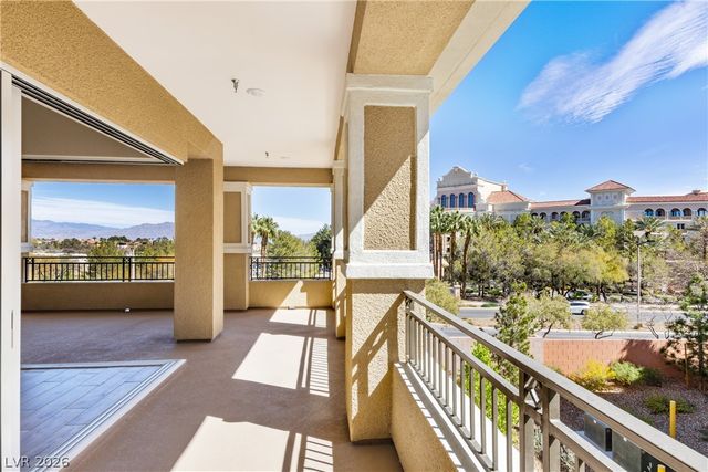 132 Los Cabos Drive 202, Las Vegas, NV 89144