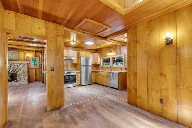 54730 River Drive, Idyllwild, CA 92549