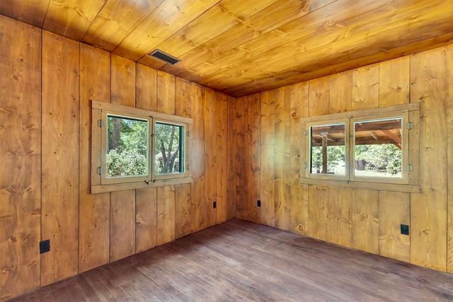 54730 River Drive, Idyllwild, CA 92549