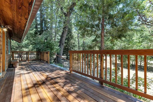 54730 River Drive, Idyllwild, CA 92549