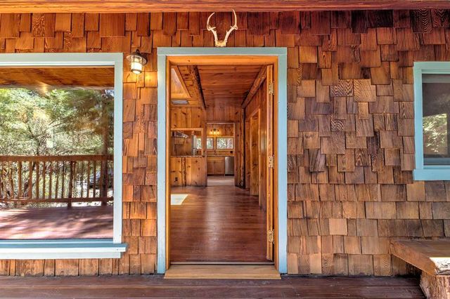 54730 River Drive, Idyllwild, CA 92549