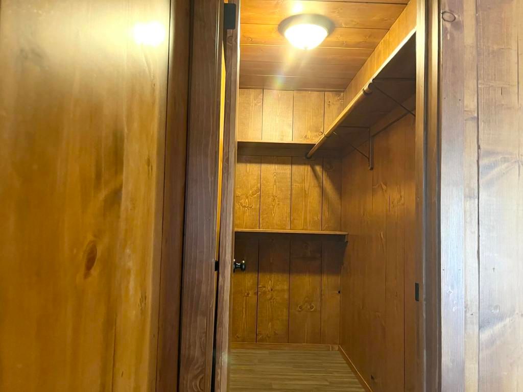 Image 30 of property listing at 54730 River Drive, Idyllwild, CA 92549