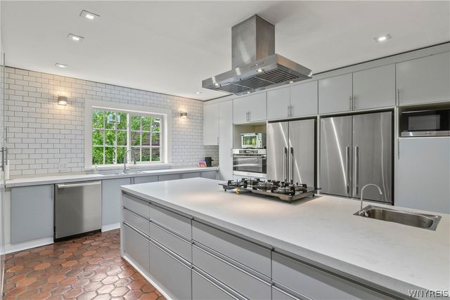5082 Woodland Drive, Lewiston, NY 14092