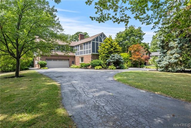 5082 Woodland Drive, Lewiston, NY 14092