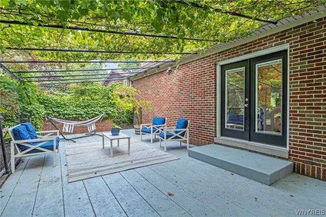 5082 Woodland Drive, Lewiston, NY 14092