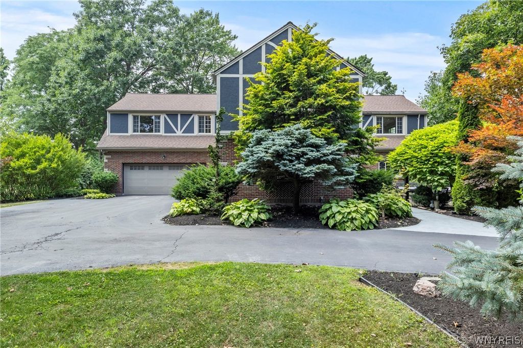 5082 Woodland Drive, Lewiston, NY 14092