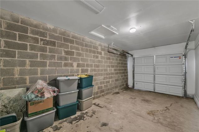 10 Warwick CIR, Chesapeake, VA 23320