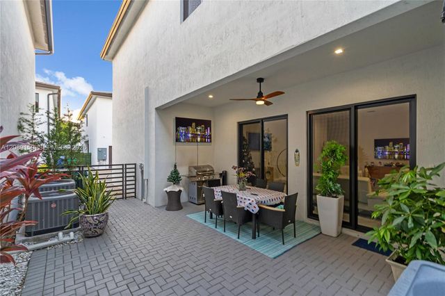 4363 NW 81st Avenue, Doral, FL 33166