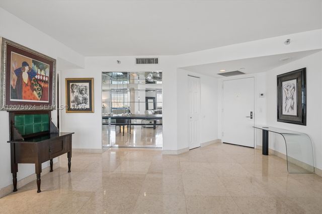 3500 Mystic Pointe Dr 805, Aventura, FL 33180