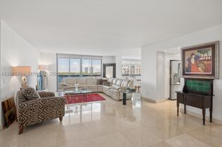 3500 Mystic Pointe Dr 805, Aventura, FL 33180