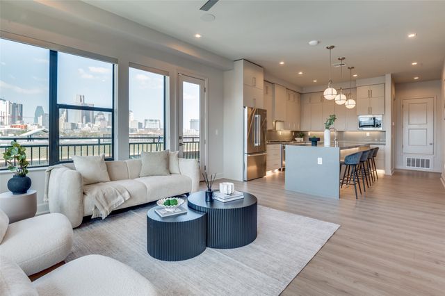 1900 S Ervay Street 307, Dallas, TX 75215