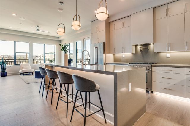 1900 S Ervay Street 307, Dallas, TX 75215