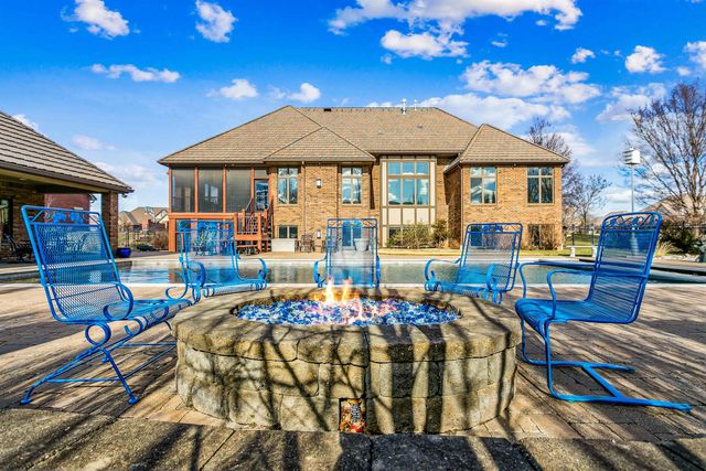 2009 N Clear Creek Court, Wichita, KS 67230