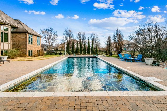 2009 N Clear Creek Court, Wichita, KS 67230