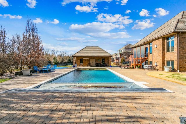 2009 N Clear Creek Court, Wichita, KS 67230