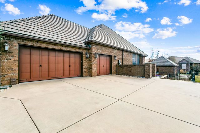 2009 N Clear Creek Court, Wichita, KS 67230