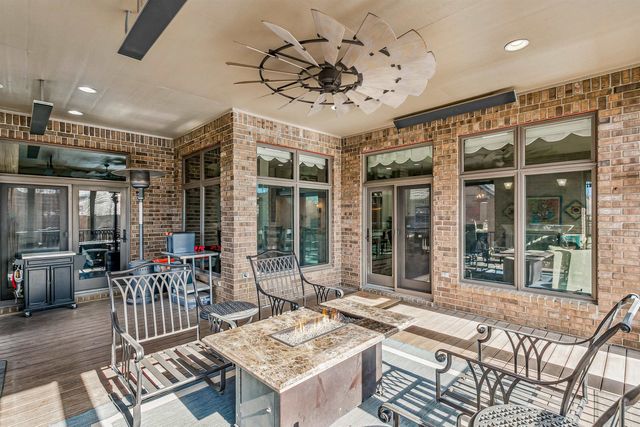 2009 N Clear Creek Court, Wichita, KS 67230