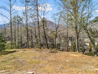 154 Chapel Point Road 34, Lake Lure, NC 28746