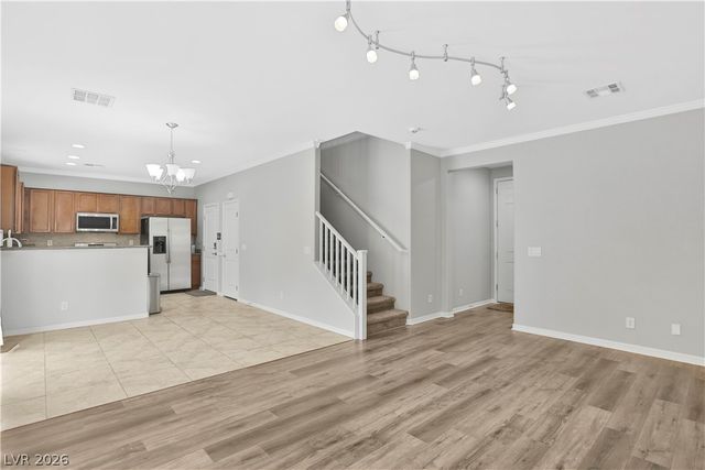 10191 Cougar Crossing Street, Las Vegas, NV 89178