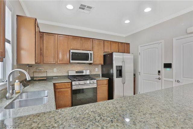 10191 Cougar Crossing Street, Las Vegas, NV 89178