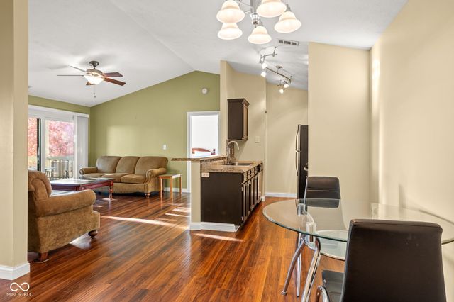 4530 Village Court 5, Indianapolis, IN 46254