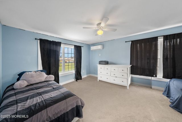 72 Barkalow Avenue, Freehold, NJ 07728