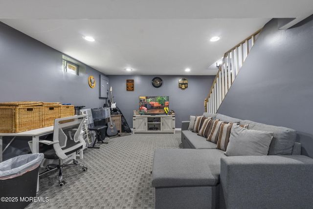 72 Barkalow Avenue, Freehold, NJ 07728