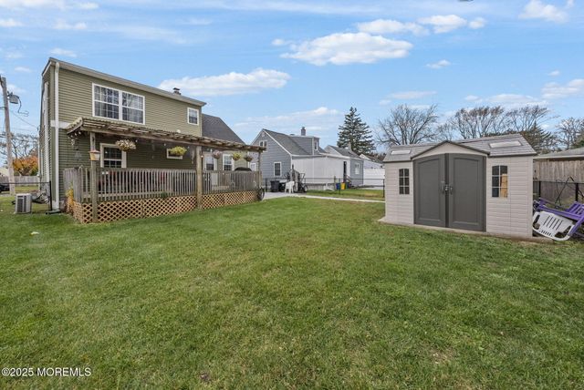 72 Barkalow Avenue, Freehold, NJ 07728