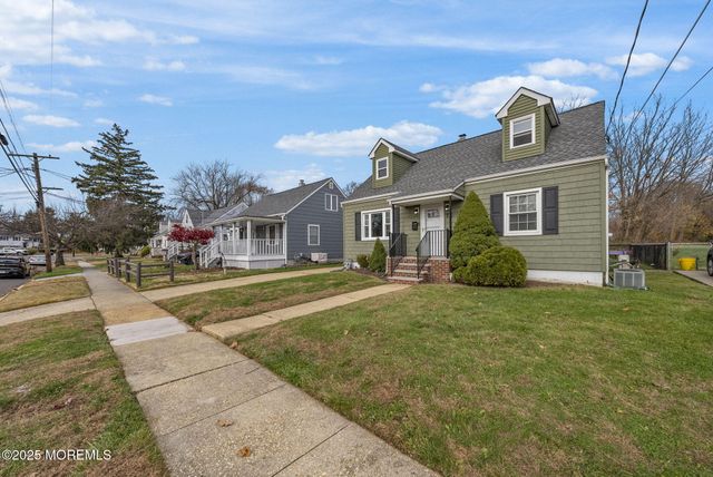 72 Barkalow Avenue, Freehold, NJ 07728