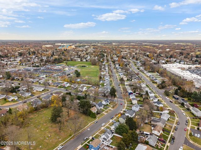 72 Barkalow Avenue, Freehold, NJ 07728